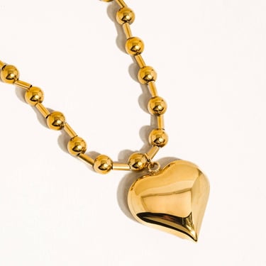 Paris 18K Gold Non-Tarnish Large Heart Chain Necklace: Yellow Gold / Ball Chain