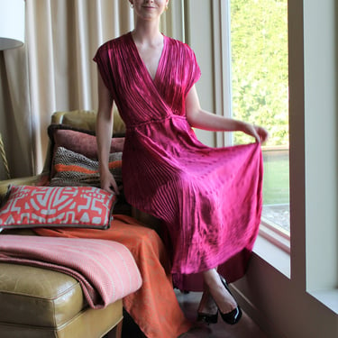 Vintage 1970s Kandahar Dress, dark pink rayon, pleated, embroidered, open back, Small Women 