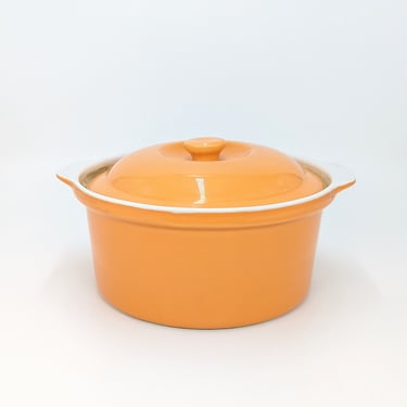 Retro Moda Concept Dutch Oven Stoneware 