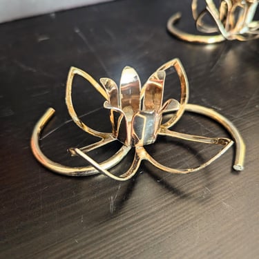 Vtg Brass Midcentury Golden Flower Taper Candleholders, Set of 2 