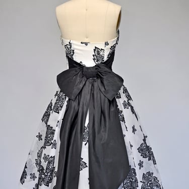 1950s black & white flocked velvet sleeveless party dress XS 