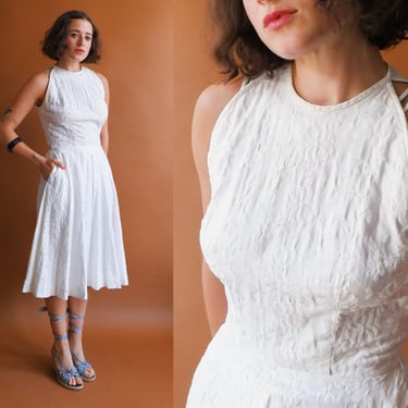 Vintage 50s Embroidered White Cotton Sleeveless Dress/ Size Small 26 