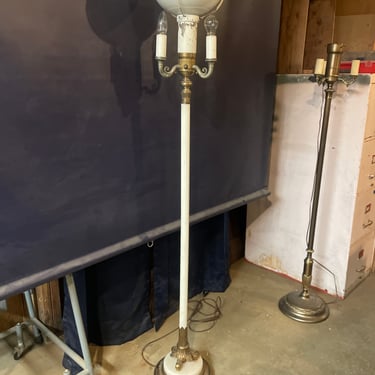 Ornate 4 bulb standing lamp, 63.5” tall