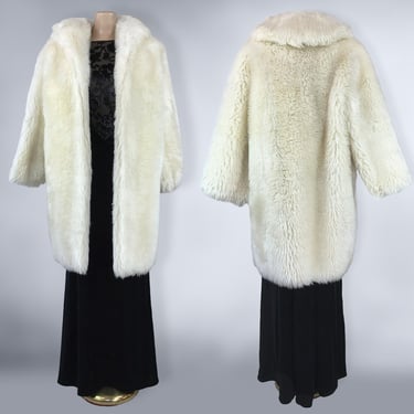 VINTAGE 60s Winter White Faux Fur Thick Long Coat by Peck & Peck | 1960s Ivory Fun Fur Teddy Bear Jacket | vfg 