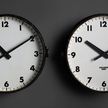 Station Clocks