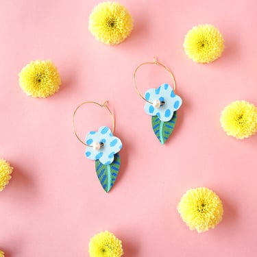 Blue Spotted Daisy + Leaf Hoops w/ Freshwater Pearls - Reclaimed Leather Flowers 