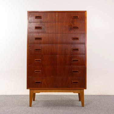 Danish Modern Teak & Oak Dresser - (325-180) 