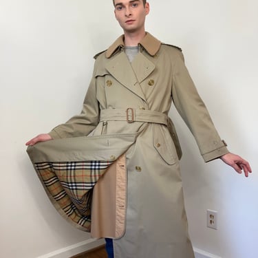 80s/90s Burberry trench coat 