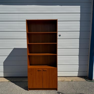 Mid-Century Modern Danish Modern Teak 2 Door Bookcase 