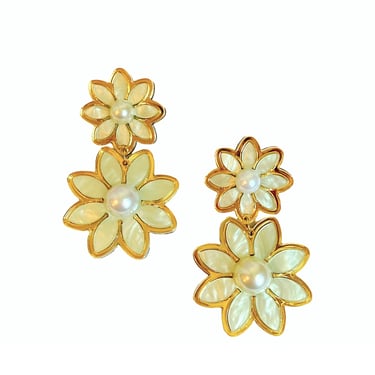 Sample Sale Elizabeth Floral Dangles