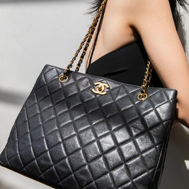 CHANEL 90s Black Caviar Quilted Leather Tote