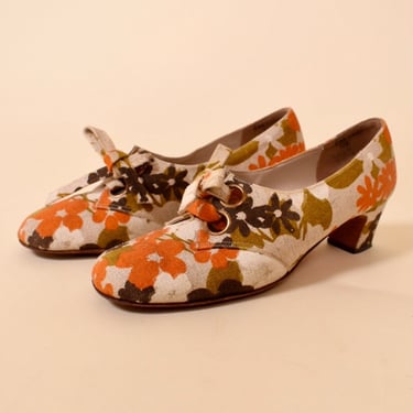 Orange Muslin Low Heel Floral Shoes, 7.5 N