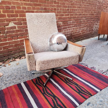 Danish Swivel Chair with Teak Arms