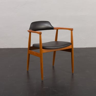Solid teak chair in black vinyl fabric in the style of Erik Kirkegaard, Denmark, 1950s 