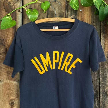 True Vintage 50s Champion Running Man Umpire Little League Shirt Flocked Print great condition size M 