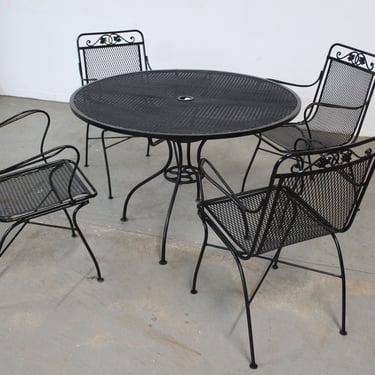 Vintage Woodard Outdoor Iron Table and 4 Chairs 