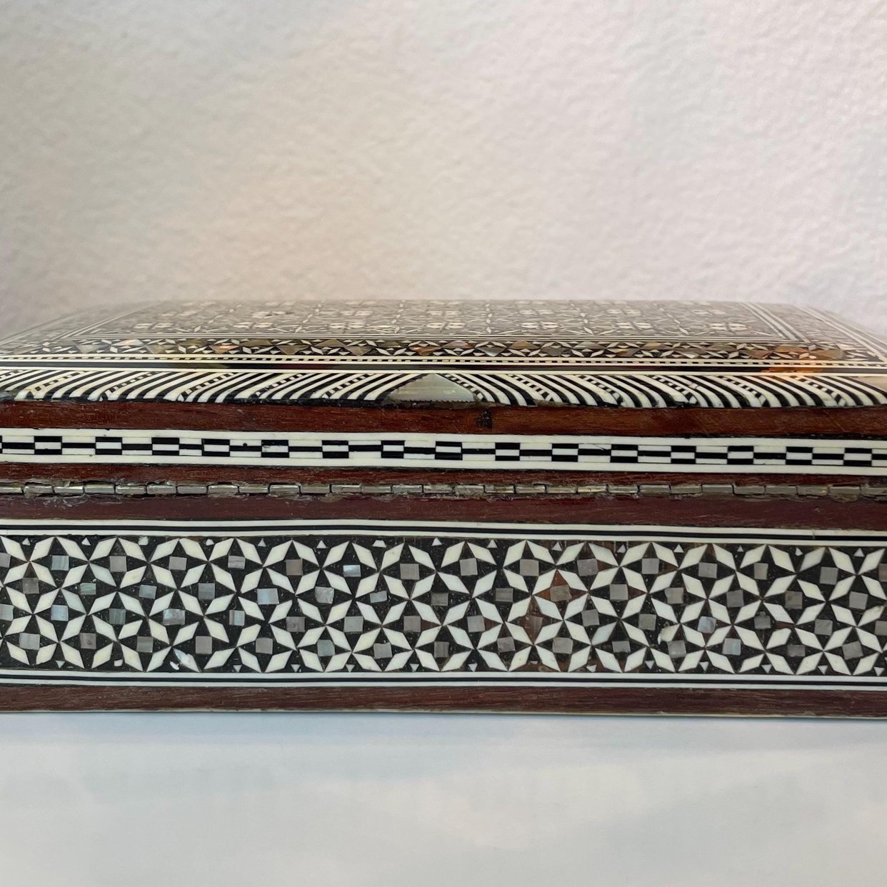 Vintage Mother of Pearl Inlaid Jewelry Box with | KoNasCrate - Seattle ...