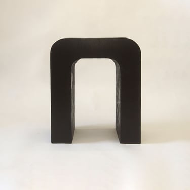 Curved Black Side Table , Round Top side table , Horseshoe end table , Rounded wood table , Modern Curved Wood Table - Black 