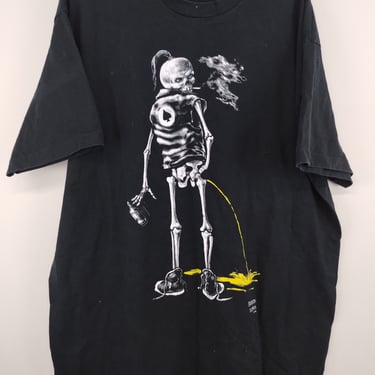 XXL 90s Fashion Victim Skeleton T-Shirt Cotton Black 1990s XXLarge Art Rude Offensive Piss On Crude Humor Inappropriate 