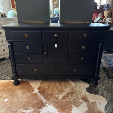 Elegant Black 9 Drawer Dresser