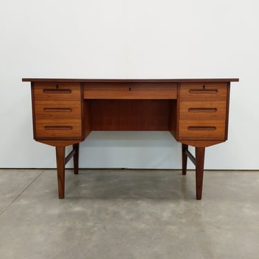 Vintage Danish Mid Century Modern Teak Desk 