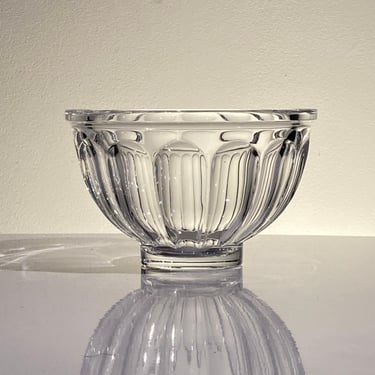 Vintage crystal bowl signed by Gunnar Cyren for Orrefors 