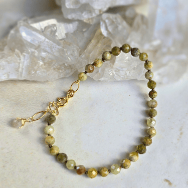 James + Jezebelle | Green Garnet Knotted Bracelet