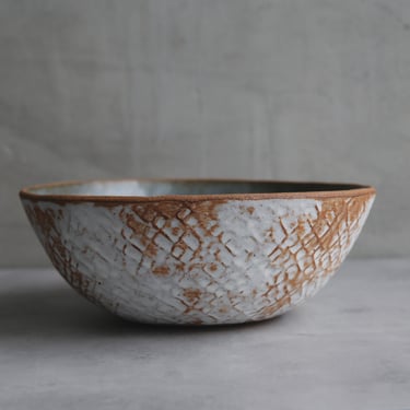 Death Valley XL Fruit Bowl with Rebar Texture