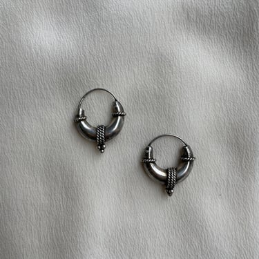 1990S Small Detailed Silver Hoop Earrings E188