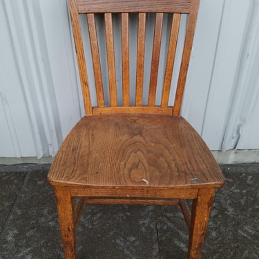 Vintage Quartersawn Oak Chair