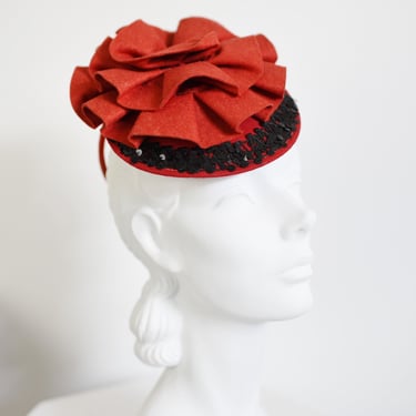 1940s Red Felt Tilt Hat 