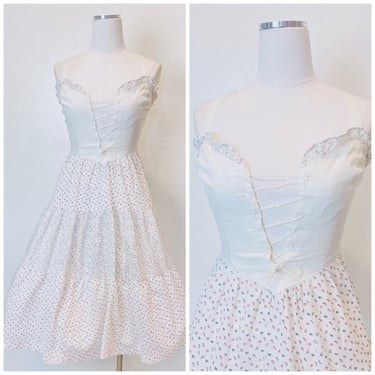 1970s Vintage Bill Berman White Coquette Corset Dress / 70s Lace Up Floral Cotton Prairie Dress / Size Small 