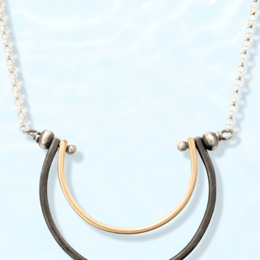 J&amp;I Jewelry | Horseshoe Necklace