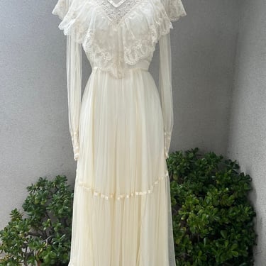 Vintage 70s Gunne Sax boho maxi sheer cream dress lace ruffle Edwardian style Sz Small 