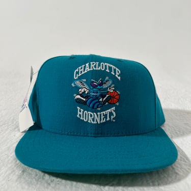 Vintage Charlotte Hornets NBA Fitted Hat Size 7 5/8