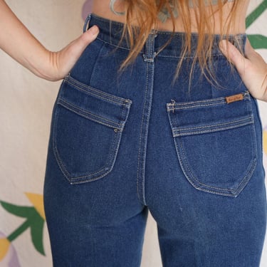 Vintage Stretchy Jeans Denim / 27" Waist / Lee Jeans / High Waist Jeans / Dark Wash Jeans / Dark Blue Denim  / Stretchy Sexy Skinny Jeans 