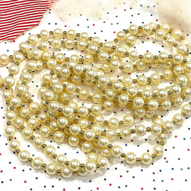 VINTAGE: 140" Long Retro Beaded Pearl Garland - Holiday - Christmas - Decoration - Specialty Garland 