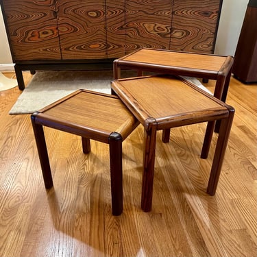 Vintage Danish Rosewood Nesting Tables | Set of 3 Mid-Century Modern Side Coffee Tables | Made in Denmark, 1960s - Free Shipping 