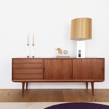 Dänisches Mid Century Teak Sideboard von Omann Jun. Modell no.18 