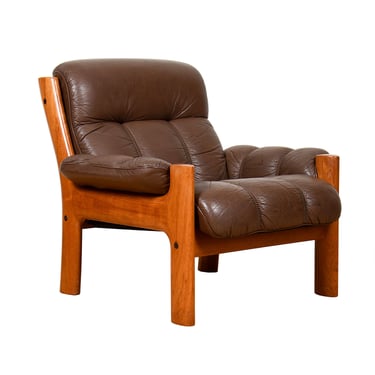 Ekornes Stressless — The Montana Brown Leather + Teak Lounge Chair