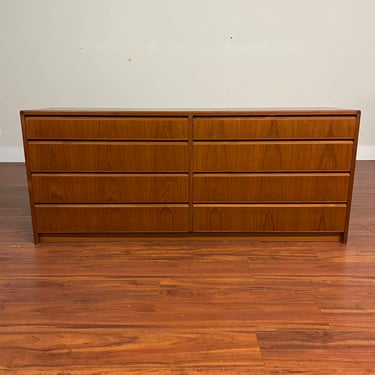 Komfort Danish Teak Vintage 8 Drawer Dresser