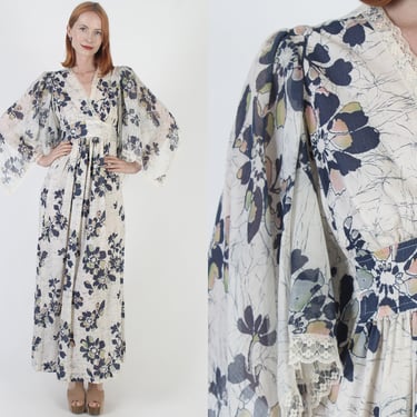 Floral Kimono Bell Sleeve Maxi Dress, Vintage 70s Wildflower Angel Sundress / Deep V Wrap Womens Festival Maxi Dress 