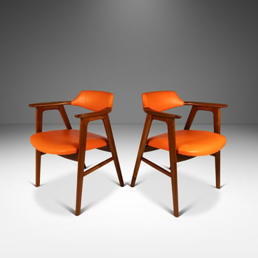 Set of Two (2) Rare Danish Modern Model 42 Arm Chairs in Teak and Vinyl by Erik Kirkegaard for Høng Stolefabrik, Denmark, c. 1950's 