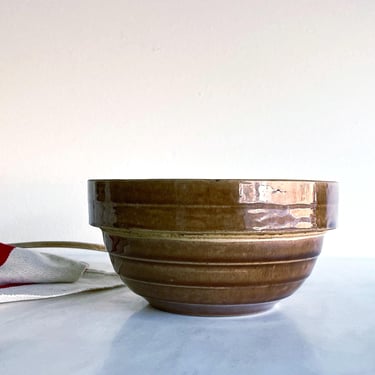 Antique Brown Stoneware Bowl 7” USA Size 7 Mixing Brownware Shoulder Bowl Glaze Stone Pottery Modern Farmhouse Red Wing American Wide Collar 