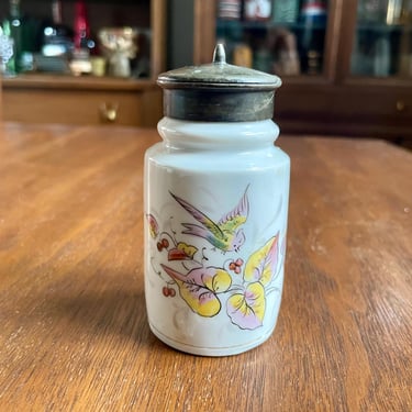 Vintage Toothpick Match Holder with Hinged Lid | Bird, Leaves, Berries | Vintage Pepper Shaker 