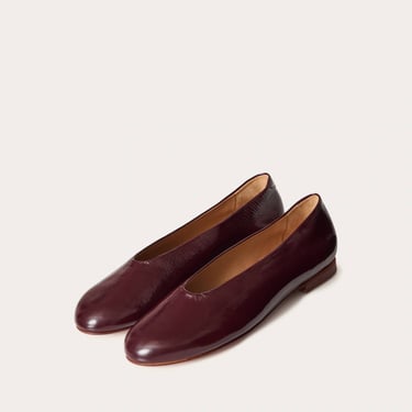 Balagan Studio | Opera Ballerina in Glossy Burgundy