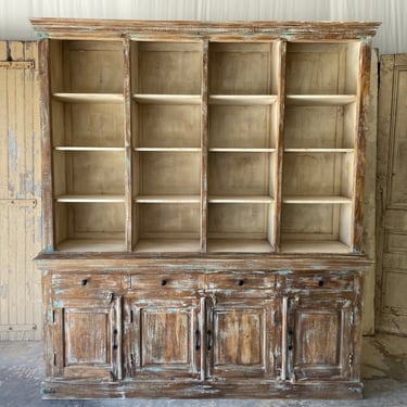 16 Cubby Cabinet