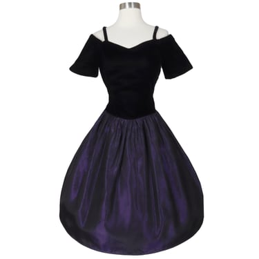 Vintage 80s Black Velvet Dark Purple Taffeta Full Skirt Prom Party Dress M Medium L Large Off Shoulders Short Sleeves Glam HoCo Formal Dance 