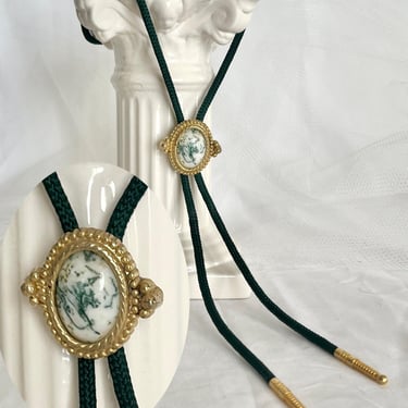 Natural Stone Bolo Tie, Dark Green Agate,  Lariat Cord, Statement, Rockabilly, Vintage 