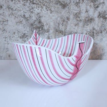 Striped Leaf Freeform Bowl in the Manner of Stig Lindberg - Made in Italy 